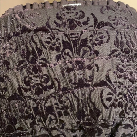 UO Black Velvet Printed Mini Skirt NWOT - Picture 4 of 5